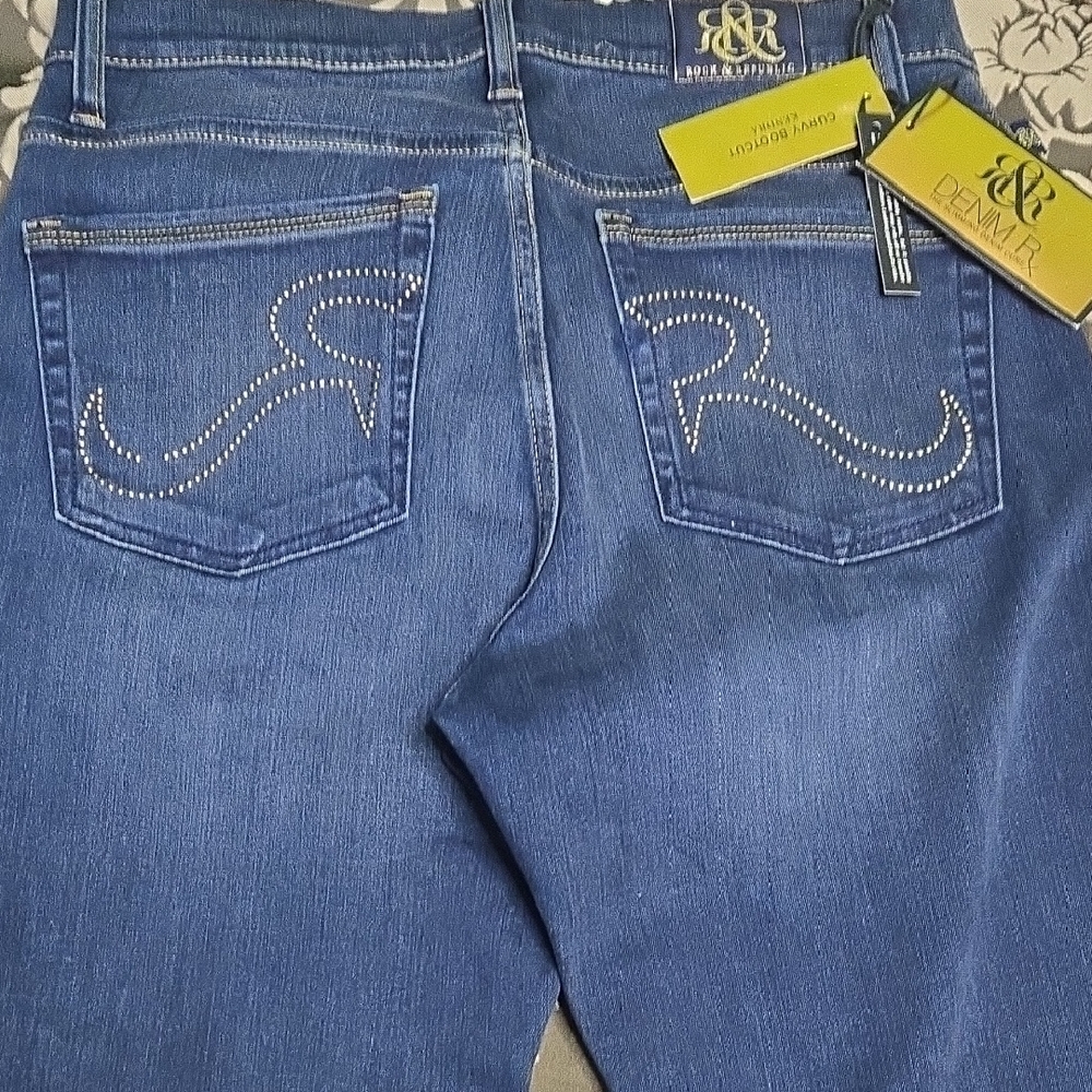Rock & Republic Blue Jeans with Rhinestone Accents